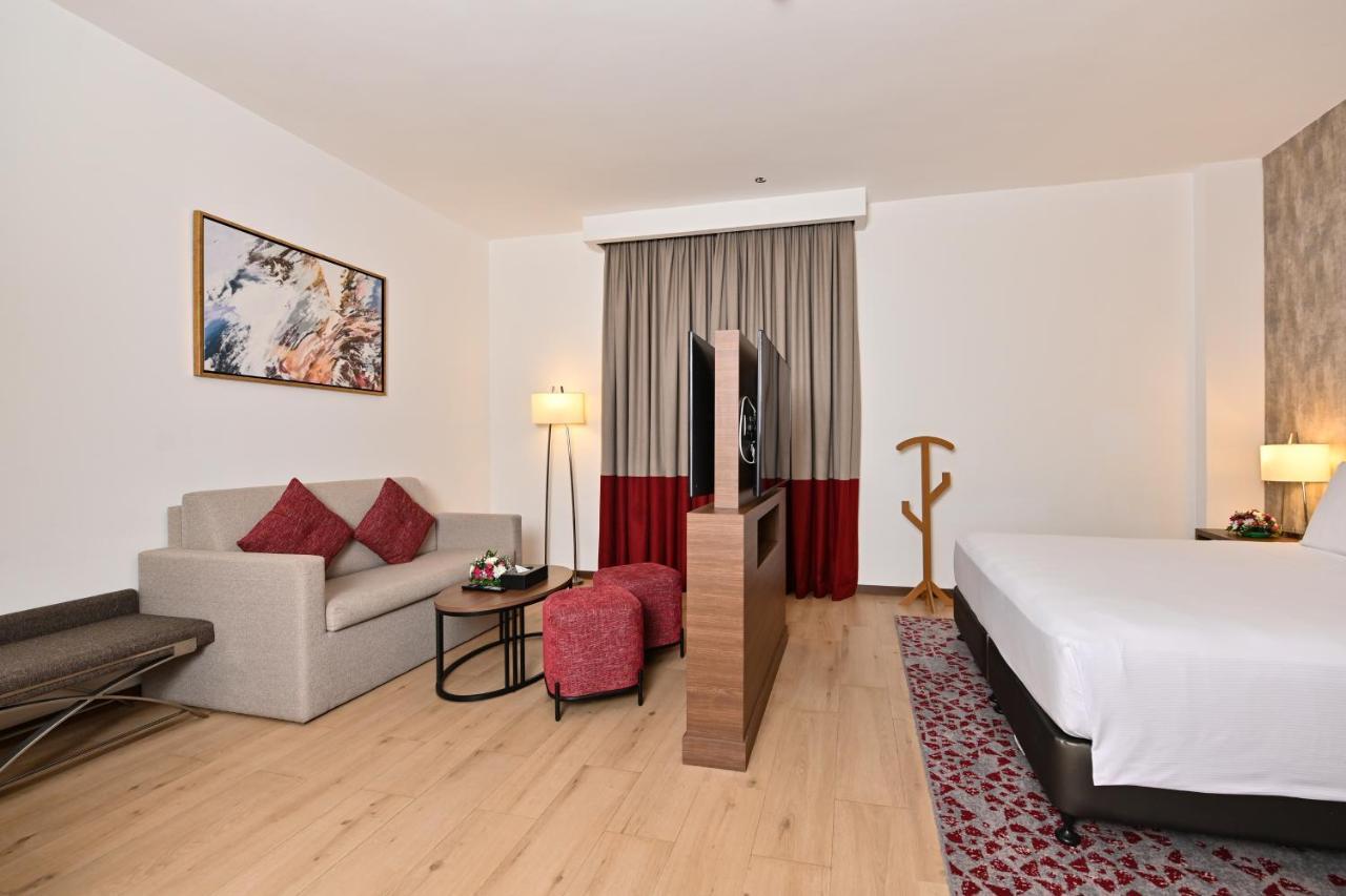 Comfort Hotel Jeddah King Road Extérieur photo