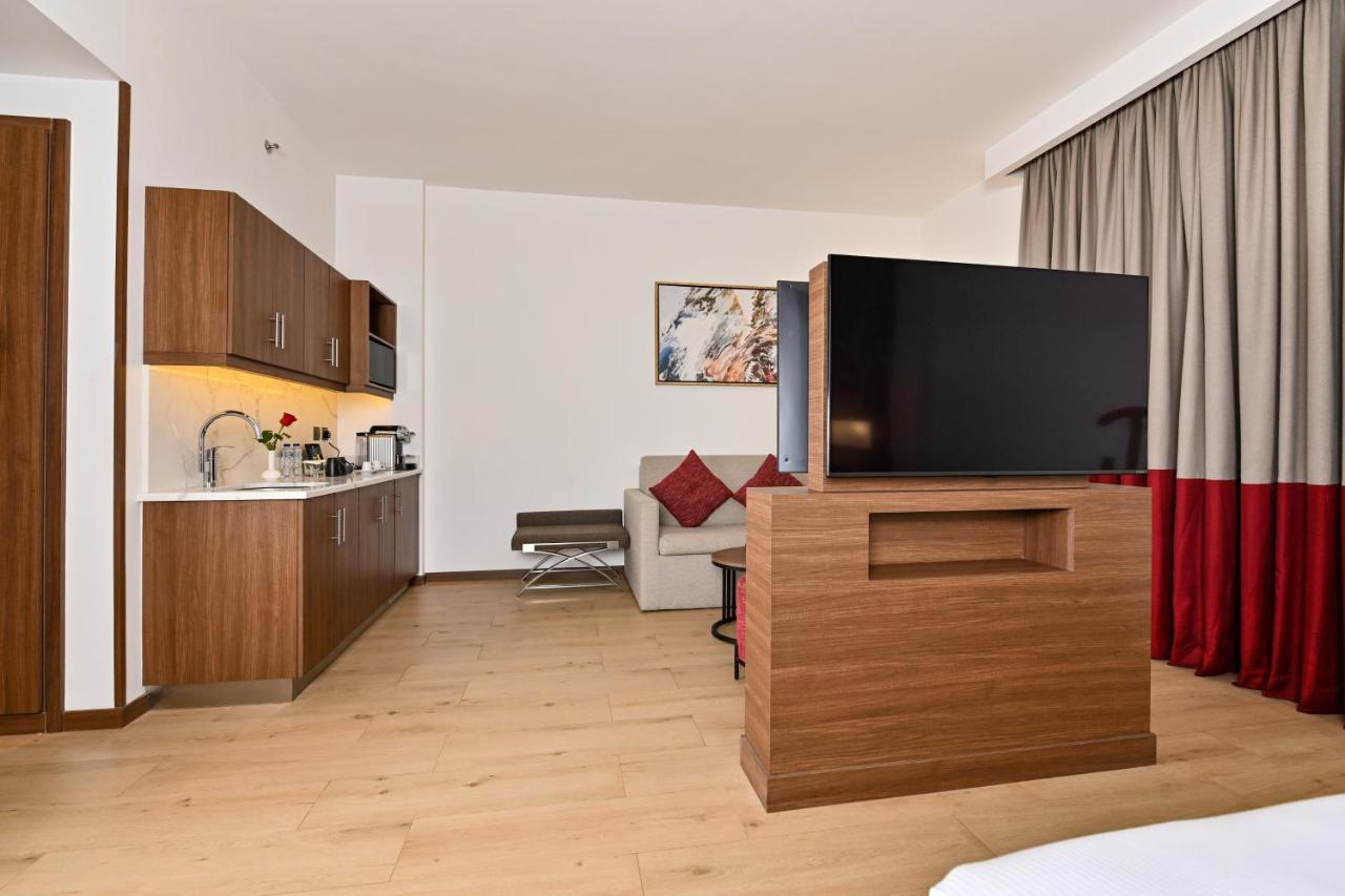 Comfort Hotel Jeddah King Road Extérieur photo