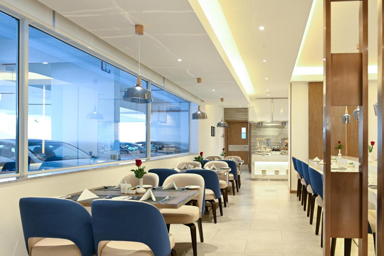 Comfort Hotel Jeddah King Road Extérieur photo