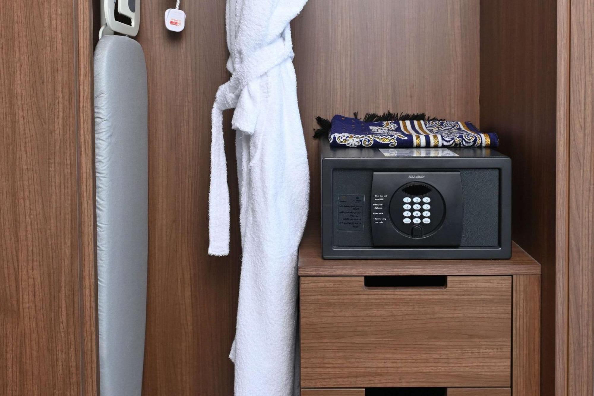 Comfort Hotel Jeddah King Road Extérieur photo