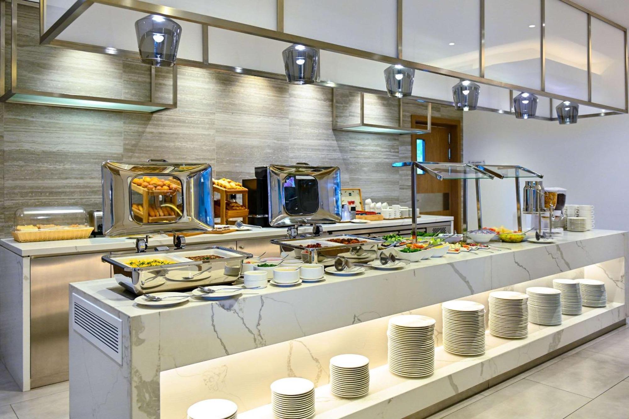 Comfort Hotel Jeddah King Road Extérieur photo